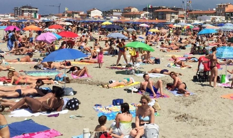 I bagni si occuperanno di sicurezza e pulizia