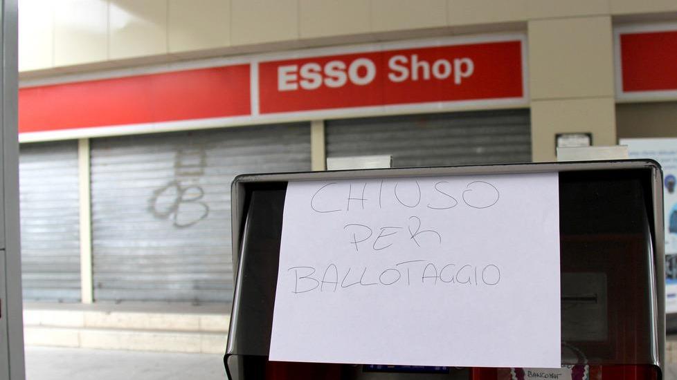 Parte l’operazione bitume, traffico cittadino in tilt
