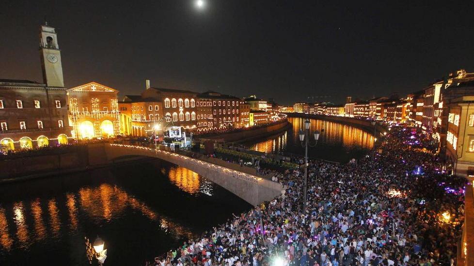 Una rivista racconta Pisa per attrarre i turisti esteri