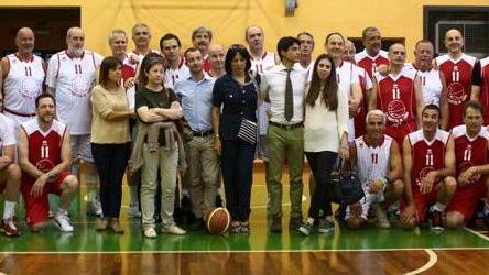 In tanti alla serata di basket per ricordare Vanni