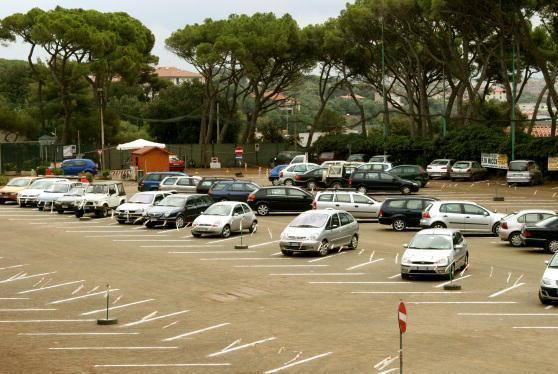 Parcheggio interrato, è flop Sei risposte per 11 posti auto