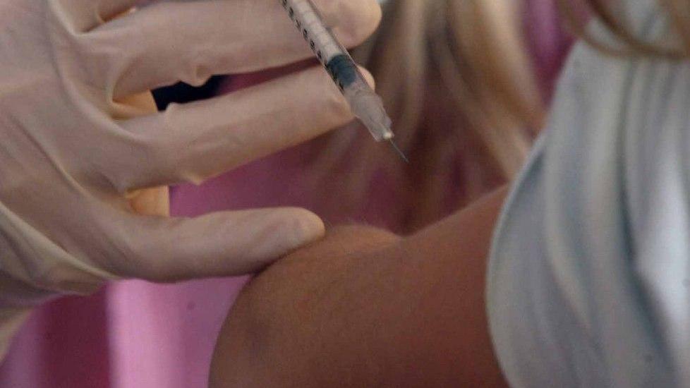 Meningite, ecco chi deve fare la profilassi