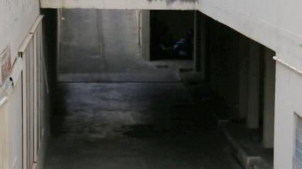 Aggrediti da quattro armati di manganello