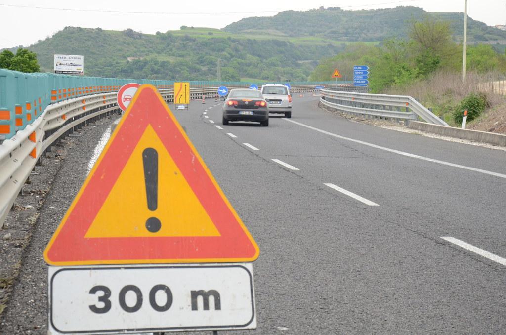 Statale 131, nuove limitazioni per i lavori della Sassari-Olbia