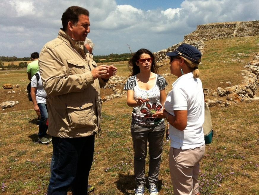 La troupe di “Voyager” a Monte d’Accoddi 