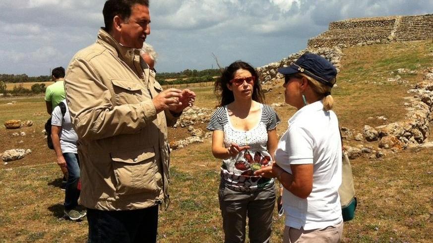 La troupe di “Voyager” a Monte d’Accoddi