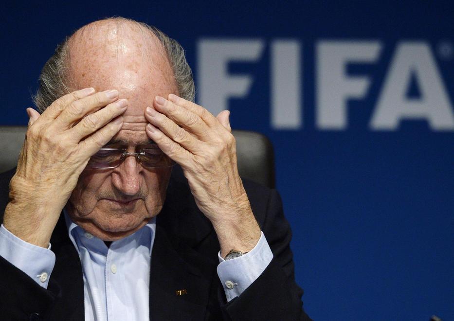 Dietrofront Blatter Il n. 1 della Fifa pensa a ritirare le dimissioni
