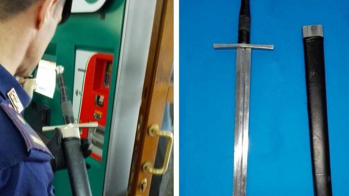 Trovata spada di un metro alla stazione