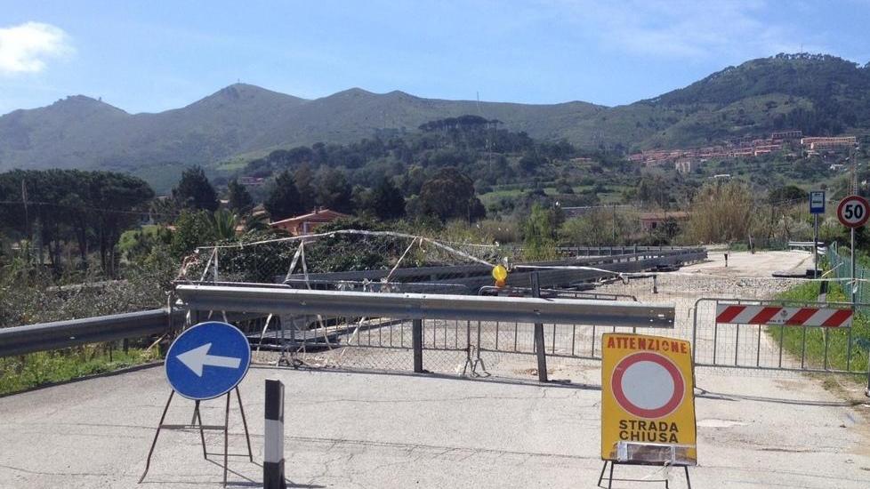 A gara i lavori sulla strada delle Fornacelle