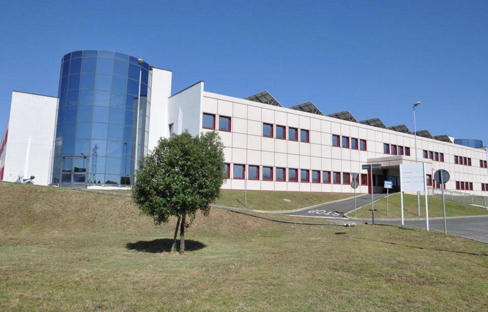 Visite e interventi chirurgici dimezzati 