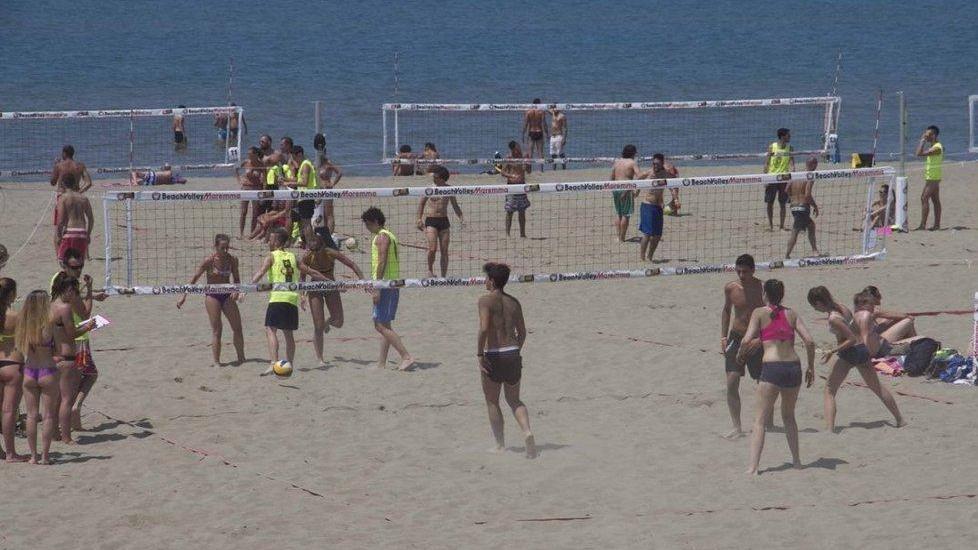 Festival Sunset beach volley, buona la prima