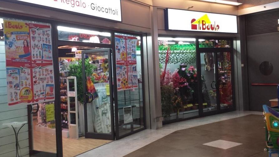 Botte alla commessa Arrestate per rapina