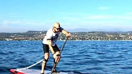 Valente e la traversata da 220 km sulla tavola Sup nel nome di Sofia