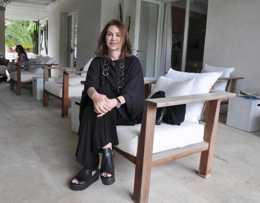 Tra eleganza e ironia Elena Sofia Ricci inaugura la kermesse 
