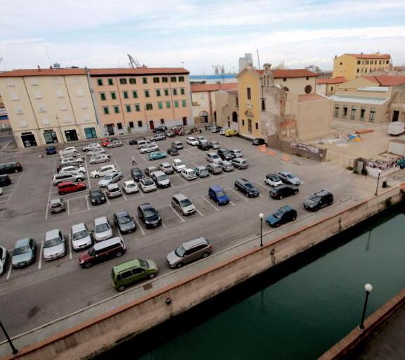 Il no dei Cinque Stelle ai palazzi al Luogo Pio 