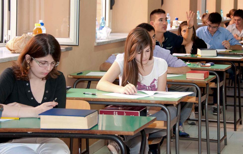 Duemila studenti alla maturità 