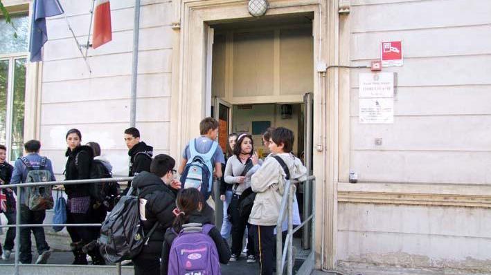 Alunni alle scuole medie di Piombino (foto di Paolo Barlettani)