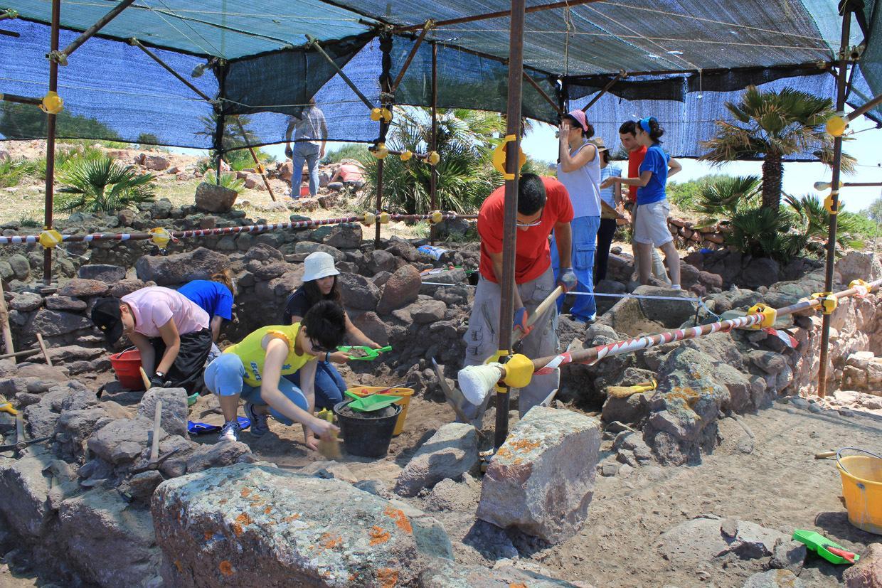 Carbonia, si scava a Monte Sirai e Sulky: biotecnologie in aiuto all'archeologia