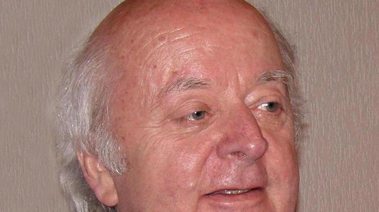 Il dolore per l’amico morto gli provoca un infarto
