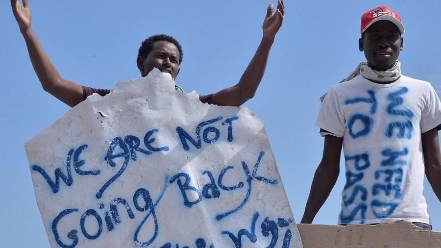 Un muro contro i profughi L’Ungheria gela l’Europa