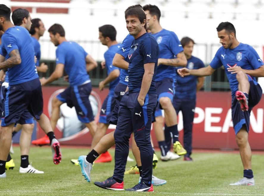Conte, un anno in azzurro «Farò crescere i giovani»