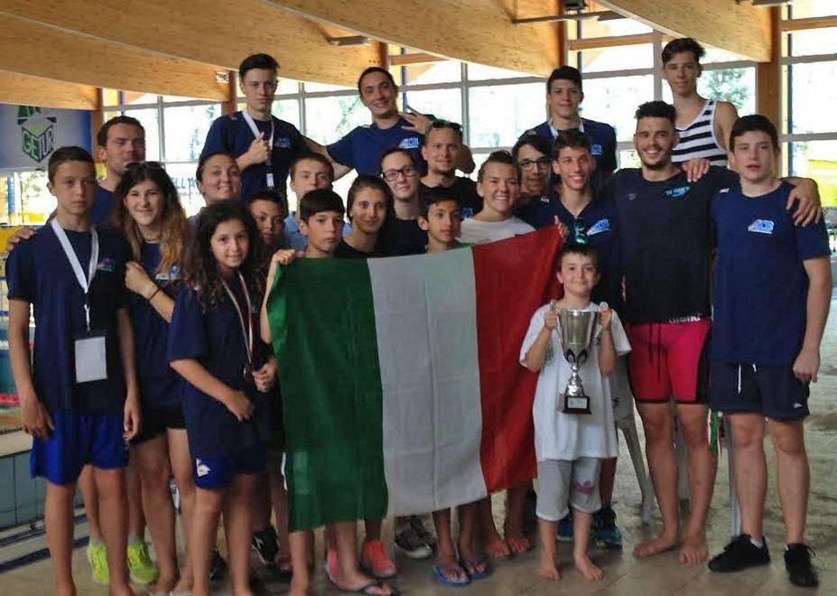 De Akker Ferrara Nuoto sul podio iridato 