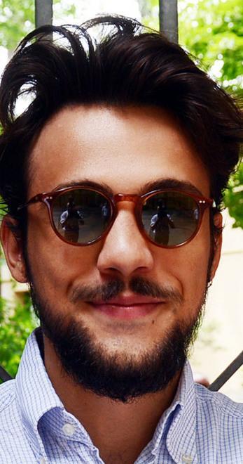 C’è chi piange per Tacito e chi sorride con il bilancio 