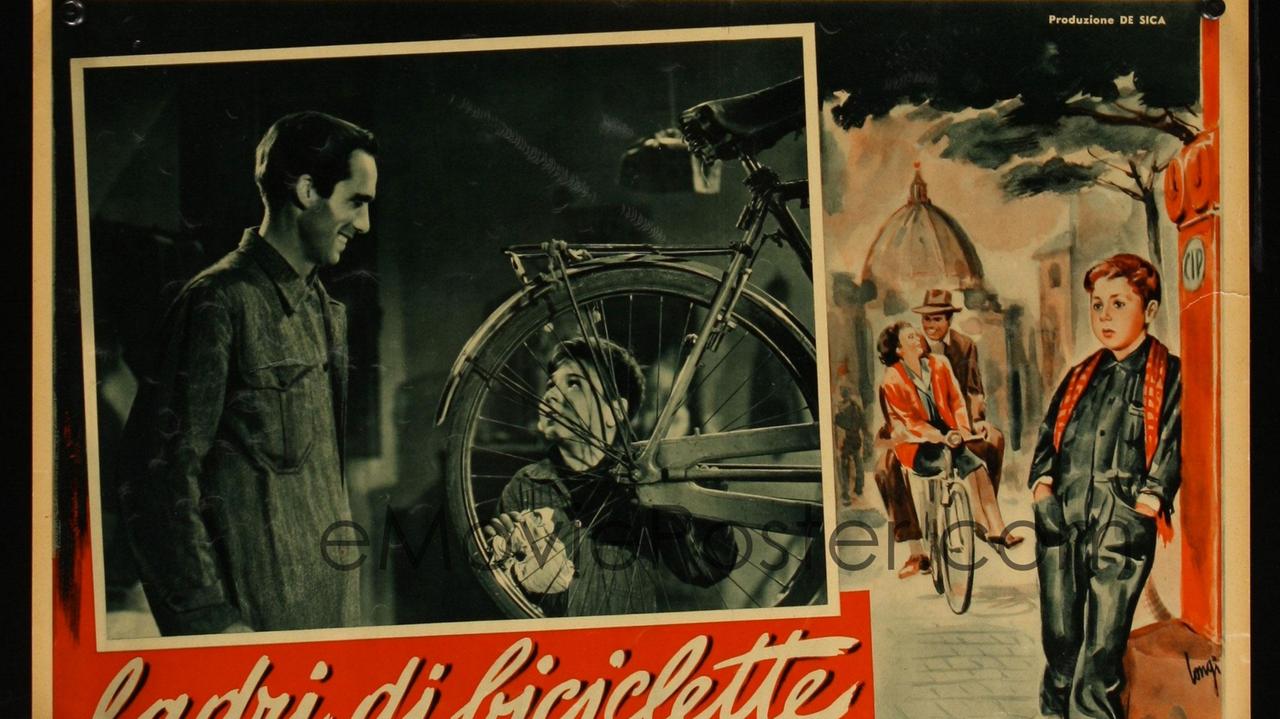 La locandina del film "ladri di biciclette"