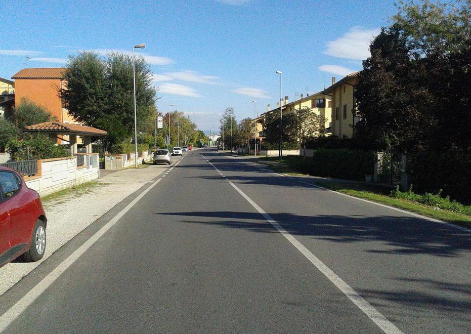 Nuovi marciapiedi in viale Europa 