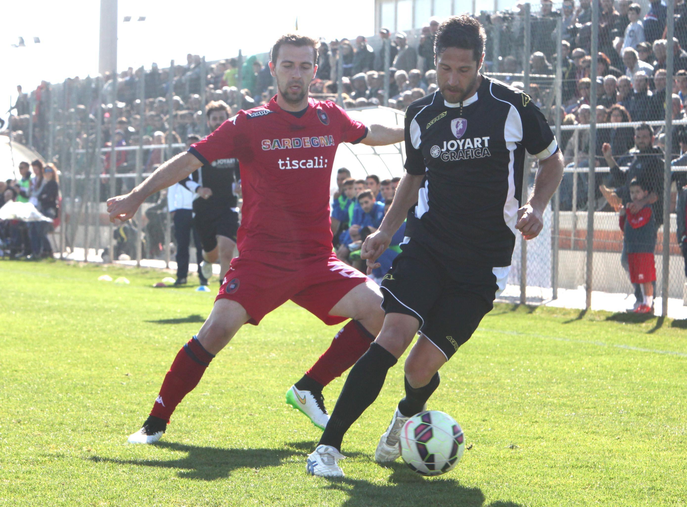 Il centrocampista Josef Husbauer torna allo Sparta Praga 