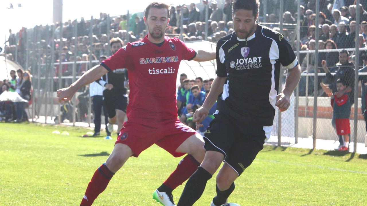 Il centrocampista Josef Husbauer torna allo Sparta Praga