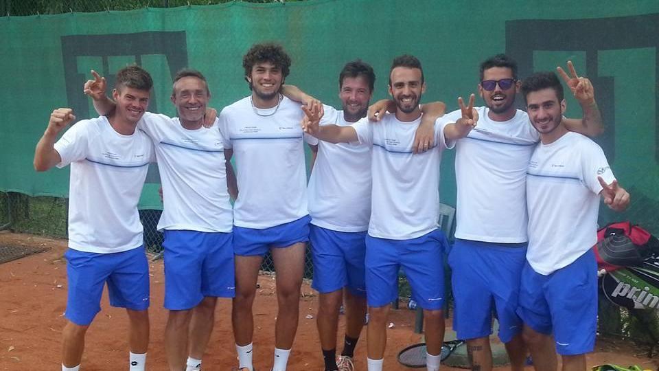 L'esultanza della squadra termale al termine della gara di andata dei playout