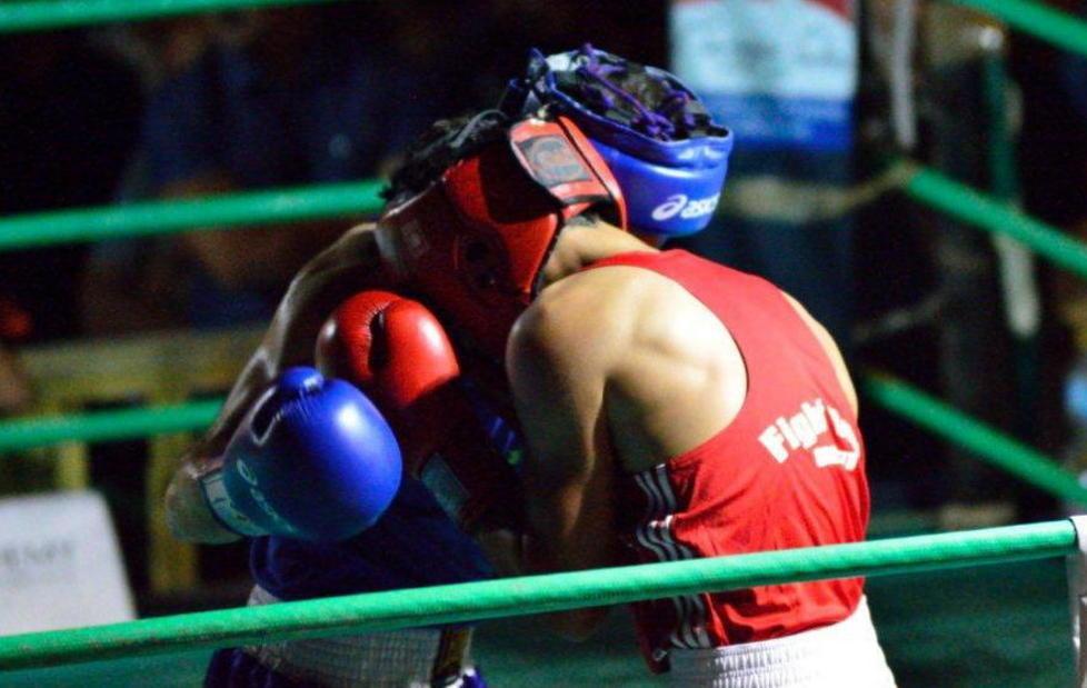 Spettacolo e tecnica con la boxe in piazza del Sale 