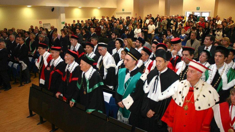 I professori “invadono” gli uffici del Rettorato