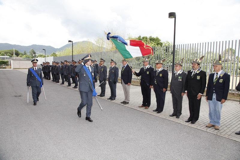 La cerimonia nella caserma della guardia di Finanza