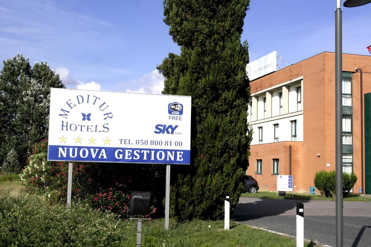 L'albergo di Migliarino dove è in corso la vertenza