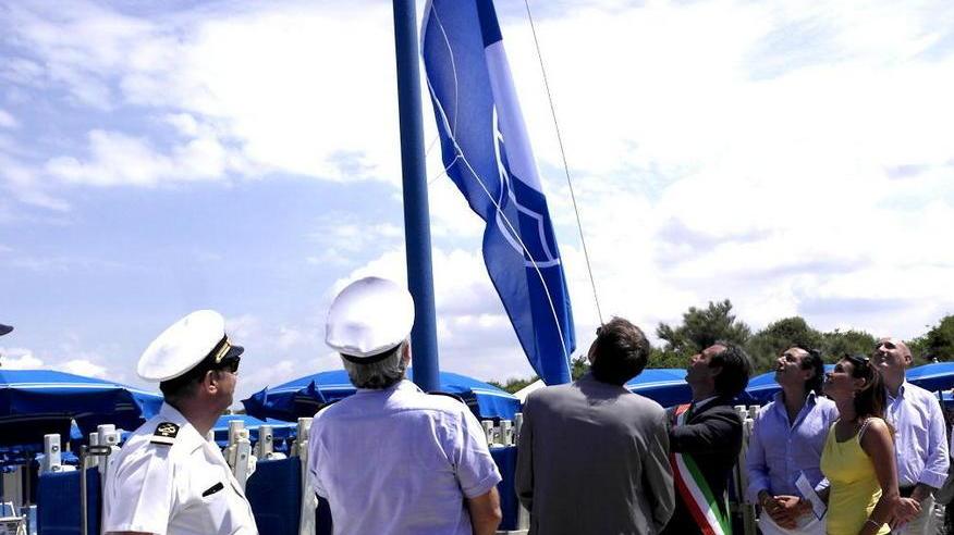 Litorale, sventola di nuovo la Bandiera Blu