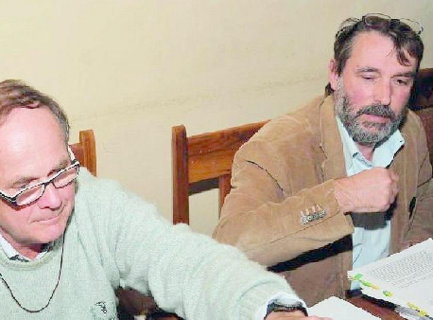 Pinzuti si presenta a sorpresa e la seduta viene rinviata