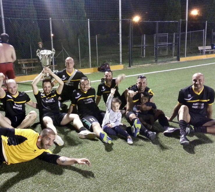 Il Panificio Marchetti vince il torneo Over 30 