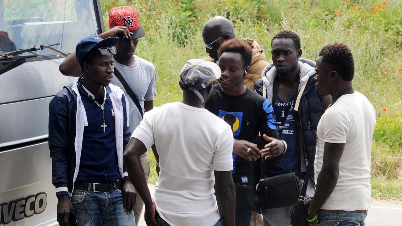 I profughi nell’albergo alla stazione di Campiglia (foto PaBar)