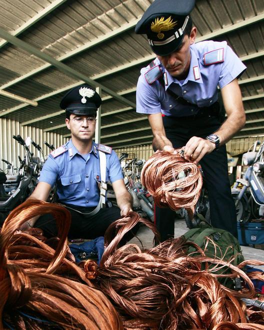 Sventato il furto di rame ladri messi in fuga