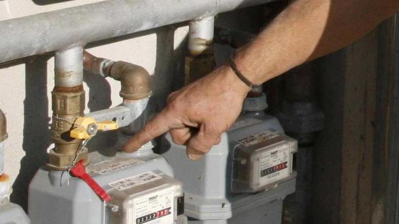 Lasciati senza gas da oltre un mese