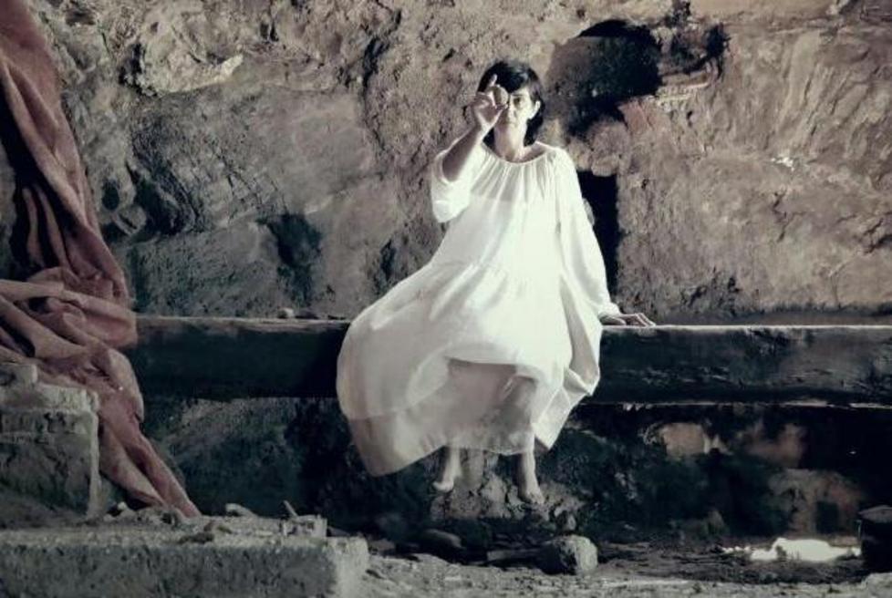 Teatro, la storia di Bianca e quella di Edipo Re 