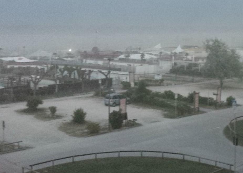 Forte vento, tempesta di sabbia