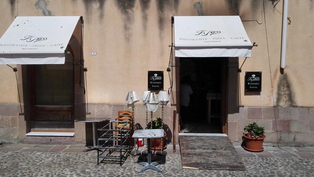 Il ristorante Tipico di Bosa incendiato nella notte
