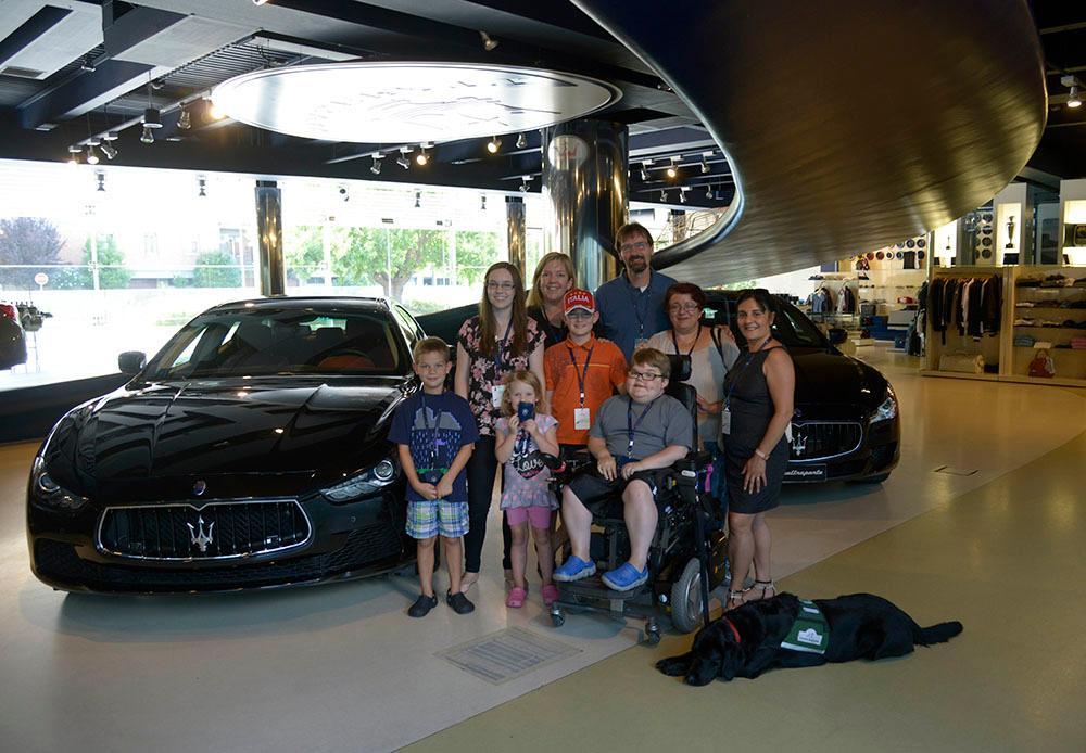 Dagli Usa 14enne malato in visita alla Maserati