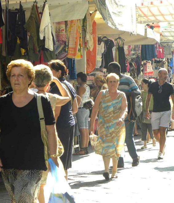Il mercato bisettimanale si trasferisce