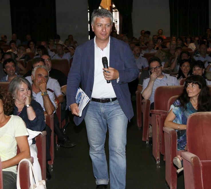 Mallegni giura davanti al consiglio comunale 