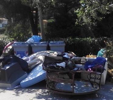Rifiuti ingombranti, un incubo tutto elbano 