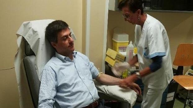 Il sindaco dona il sangue «Un gesto che non costa»